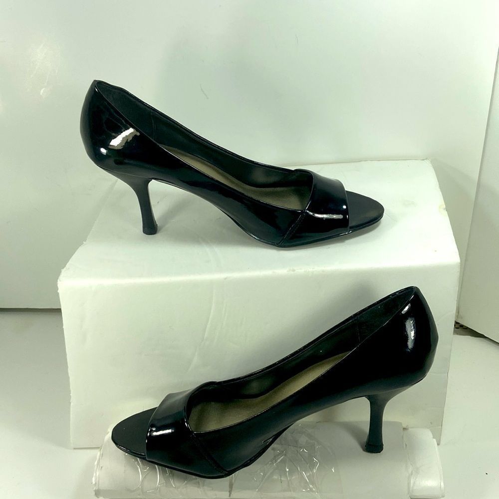 Apt 9 womens Black  Patton  shoe pump open toe size 8 W/ 3" heal